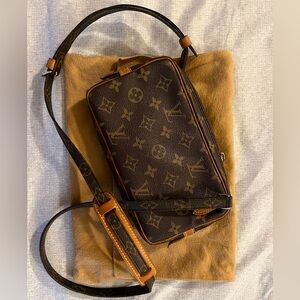 Pre-Own Authentic LV Monogram Marley